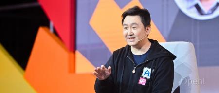 王小川创业 8 个月：尚未达到谈 PMF 的阶段