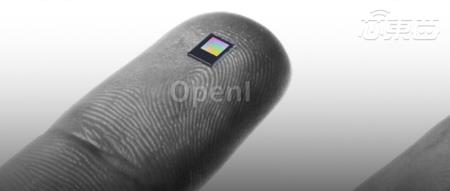 vivo X100系列发布新品，首发天玑9300芯片和“蓝科技”自研技术矩阵，跑通130亿参数大模型【真机上手体验】