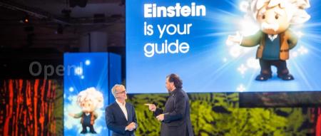 SaaS巨头净利润暴涨1763%，背后AIGC杀疯了