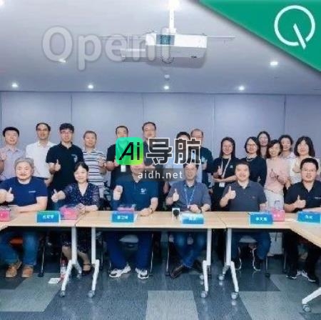 大规模模型浪潮升级：从预训练到结构化自训练 | CCF C³