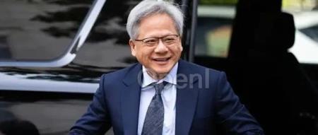 英伟达CEO预测：美国芯片制造商脱离中国供应链尚需至少十年